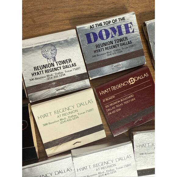 Vintage Hyatt Regency Dallas At Reunion Matchbooks Fausto's Antares Top of Dome - Picture 10 of 10